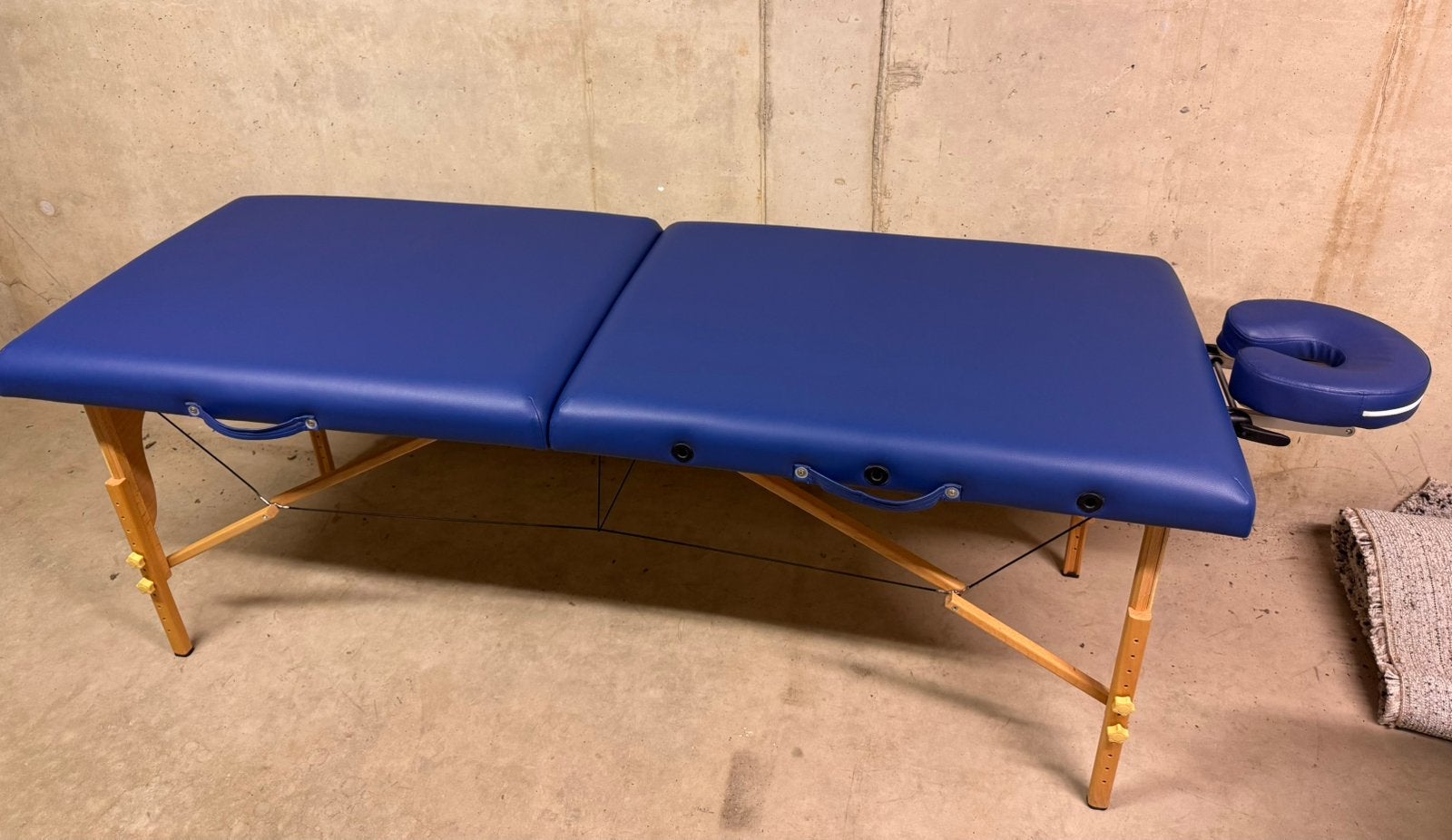 Inklapbare massagetafel (L194xB71xH194), Sport en Fitness, Massageproducten, Ophalen, Zo goed als nieuw, Massagetafel