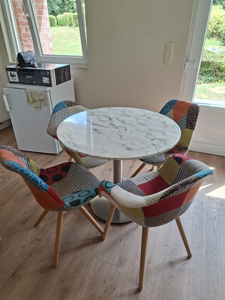 Table ronde Alterego + 4 chaises design, Maison & Meubles, Chaises, Enlèvement, Utilisé, Autres couleurs, Quatre