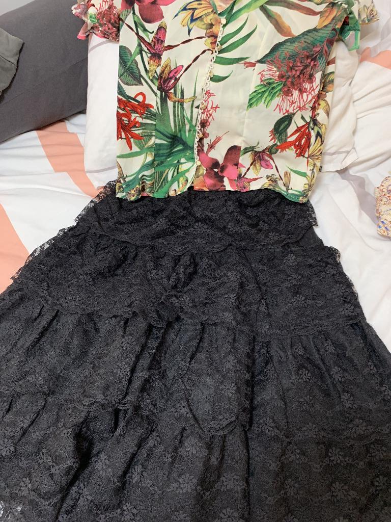 50 vetements femme printemps / ete 45 e   S- M/L, Enlèvement ou Envoi, Comme neuf