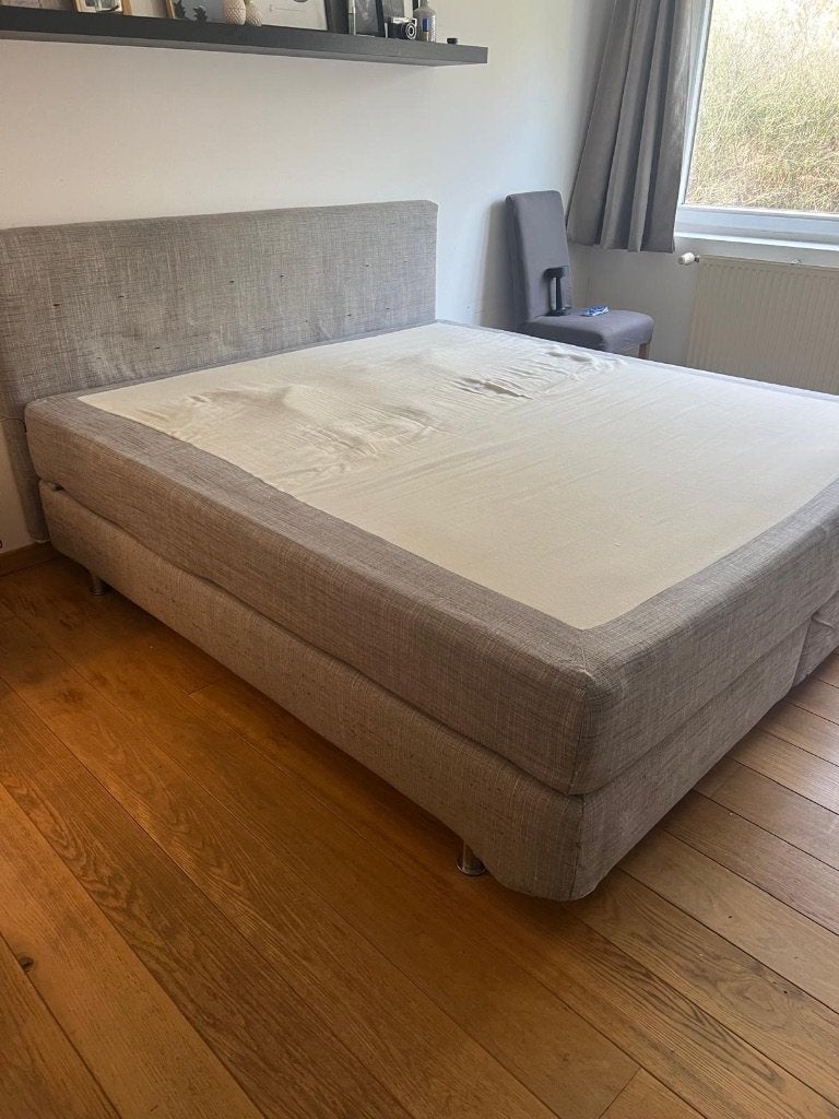 Lit ikea 180x200, Huis en Inrichting, Slaapkamer | Bedden, Gebruikt, Tweepersoons, 180 cm, 200 cm, Stof, Grijs, Ophalen