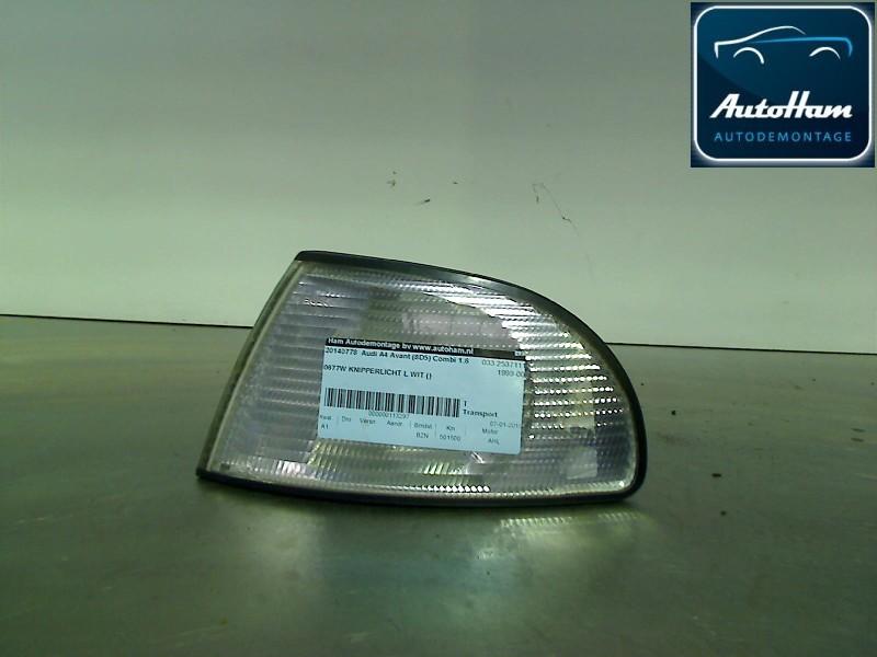 CLIGNOTANT GAUCHE Audi A4 Avant (B5) (|8D0953049|), Autos : Pièces & Accessoires, Utilisé, Audi