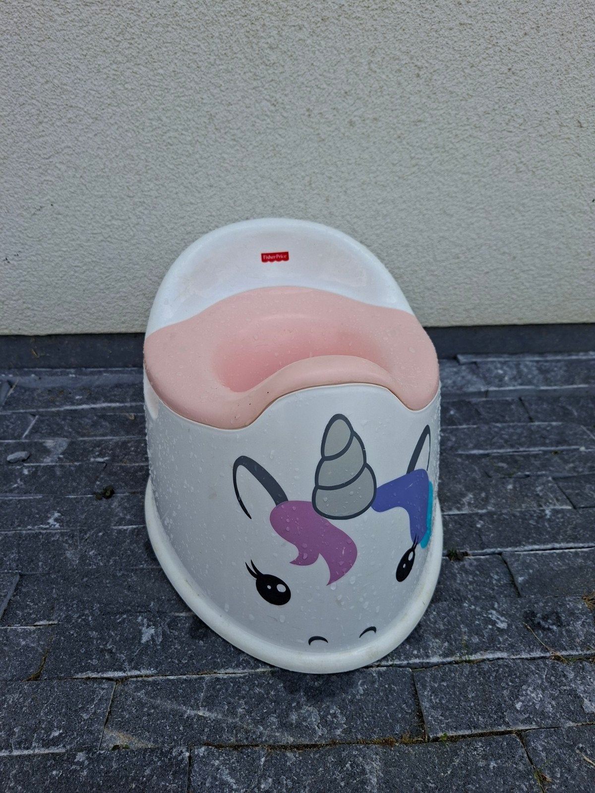 Unicorn plas potje (ontsmet), Enlèvement