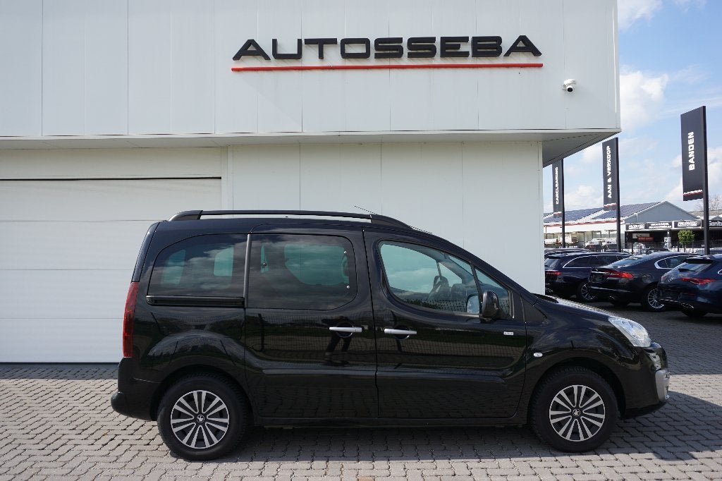 Peugeot Partner 1.2 Tepee Style Benzine/5zitpl/Garantie, Auto's, Voorwielaandrijving, 118 g/km, Stof, Euro 6
