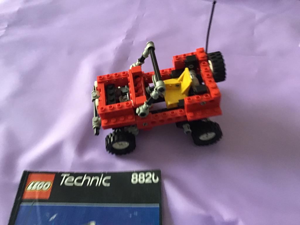 Lego technic 8820, Kinderen en Baby's, Speelgoed | Duplo en Lego, Ophalen of Verzenden, Zo goed als nieuw, Lego