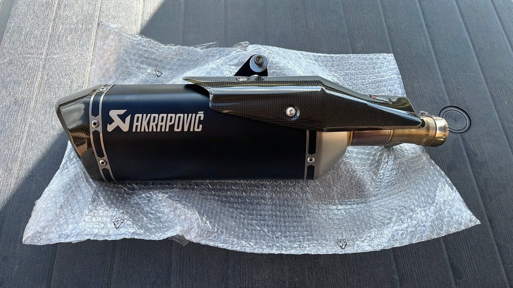 Silencieux Akrapovic Honda X-ADV 750 ( toutes années ), Motos, Enlèvement ou Envoi, Neuf
