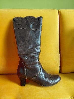 Elegantes bottes en cuir italiennes taille 40, Vêtements | Femmes, Comme neuf, Brun, Enlèvement, Bottes hautes