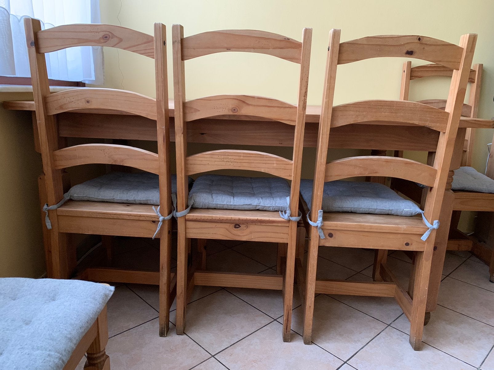 Table à manger et 6 chaises en pin massif mexicain, Enlèvement, Utilisé, Bois, Cinq, Six Chaises ou plus