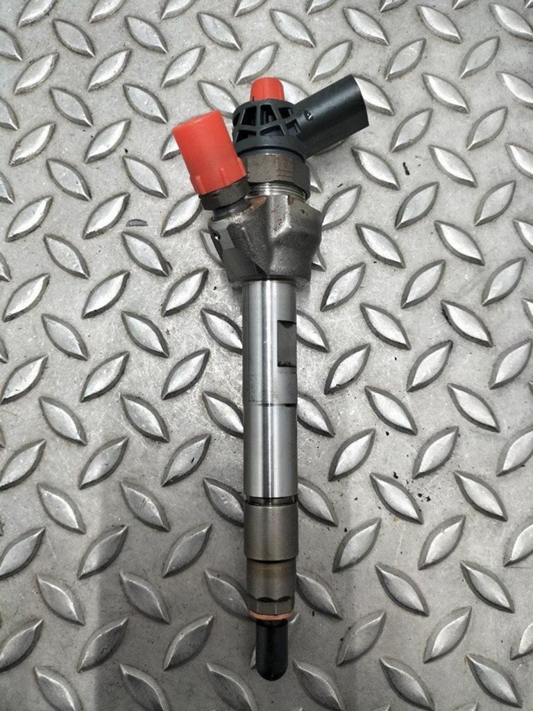 BMW 5 SERIES BRANDSTOF INJECTOR / VERSTUIVER 0445110570 2014, Enlèvement ou Envoi, Utilisé, Stiba membre