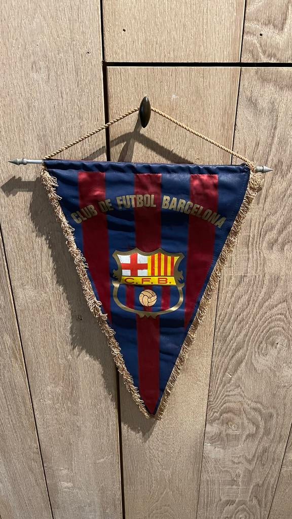 Ancien fanion de Barcelone., Divers, Drapeaux & Banderoles, Enlèvement ou Envoi, Utilisé