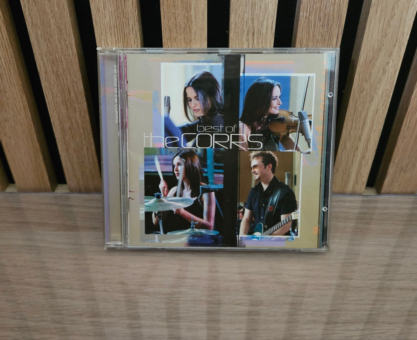 CD The Corrs - Best of The Corrs - 2001, CD & DVD, CD | Rock, Comme neuf, Album, Enlèvement ou Envoi