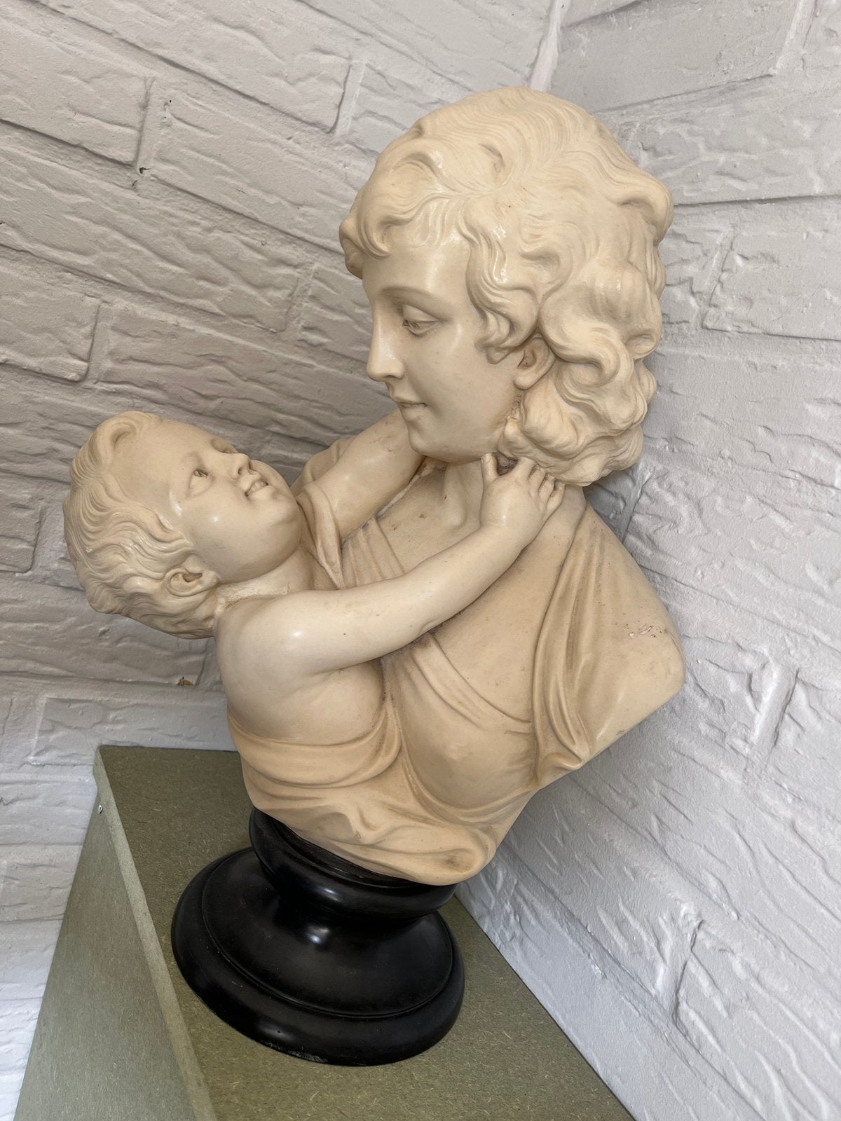 Marmeren beeld vrouw met kind, Tuin en Terras, Ophalen, Gebruikt