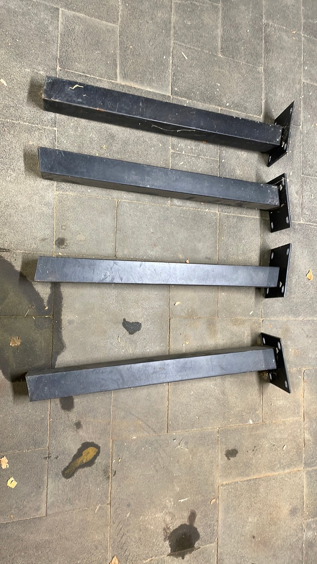 4 pieds de table en métal, Maison & Meubles, Enlèvement, Comme neuf, Métal