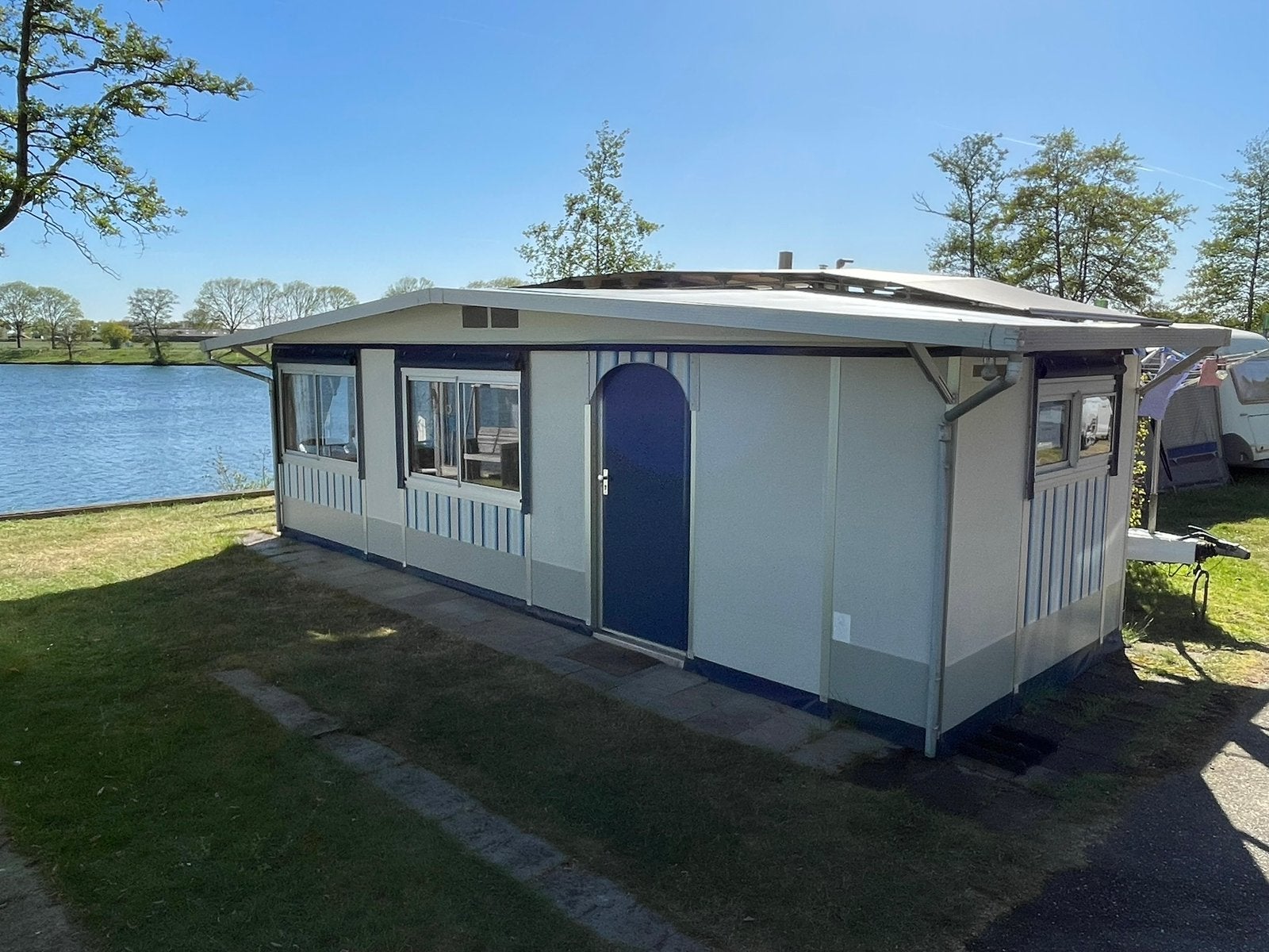 Caravane Hobby Exclusive 560 VL avec tente d'hiver et toit, Caravanes & Camping, Caravanes, Poêle, Jusqu'à 4, Hobby, 5 à 6 mètres
