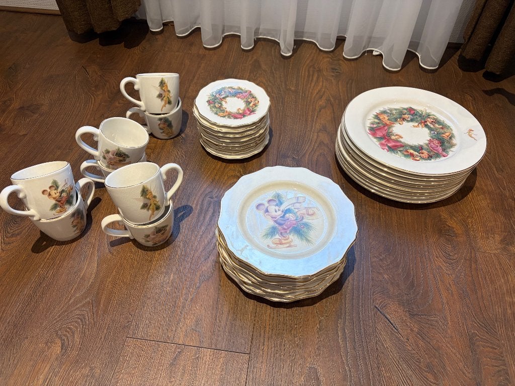 Disney kerst servies8 delig, Ophalen of Verzenden, Zo goed als nieuw, Servies