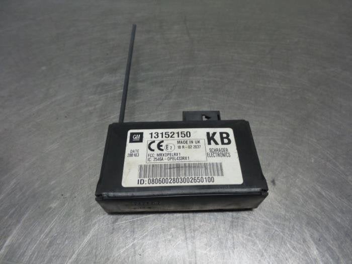 Module gonflage pneus d'un Opel Vectra (Vectra C 02-), -, Opel, Utilisé, -