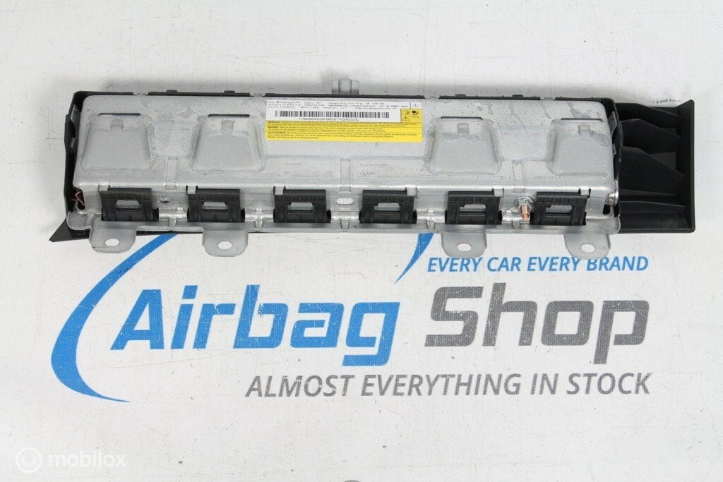 Airbag genou Mercedes A klasse W176 (2012-2018), Gebruikt, Ophalen of Verzenden