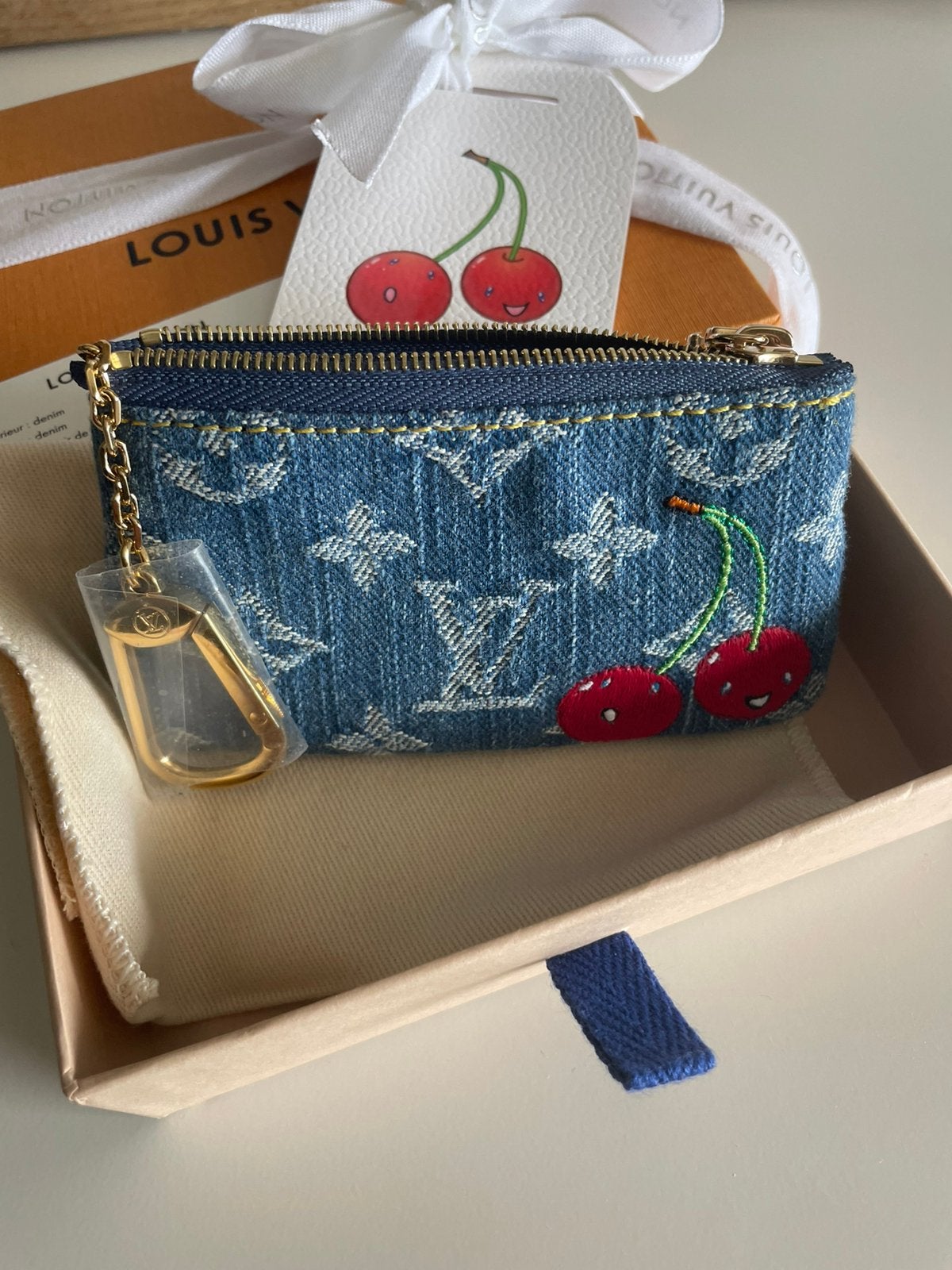 Louis Vuitton Murakami  keypouch. Met aankoopbon., Ophalen, Nieuw, Blauw