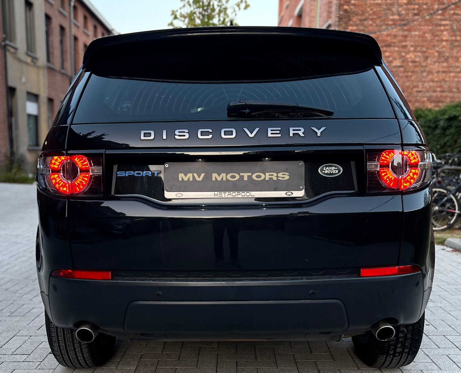 2018 Land Rover Discovery Sport SUV 2.0 TD4 Diesel 150 PK, Auto's, Dealer onderhouden, https://public.car-pass.be/vhr/df63ee6f-1982-4787-b255-b5983438a573#