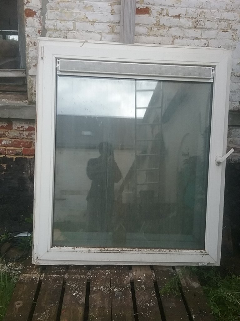 Fenêtres à double vitrage,  et oscillo-battantes, Double vitrage, 120 à 160 cm, Fenêtre de façade ou Vitre, Enlèvement