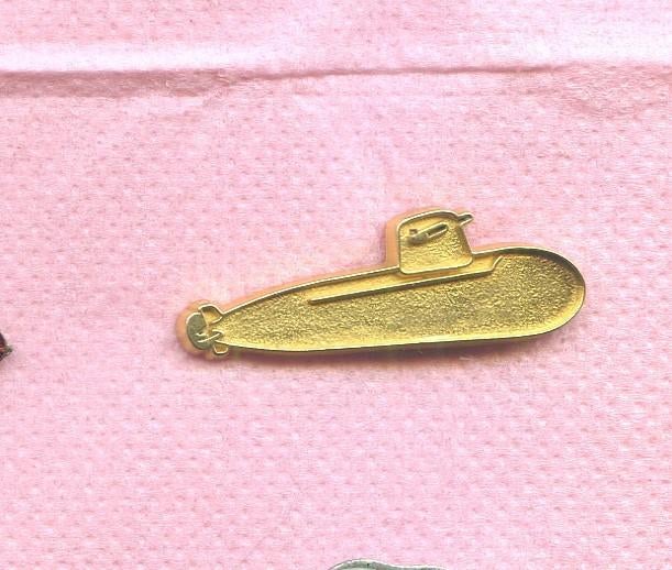 pins sous marin  xa267, Collections, Envoi, Autres sujets/thèmes, Insigne ou Pin's