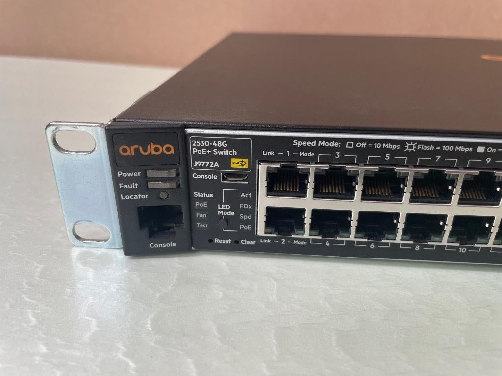 Aruba 2530-48G PoE + Switch  -  48 poorten, Computers en Software, Netwerk switches, Ophalen, Gebruikt