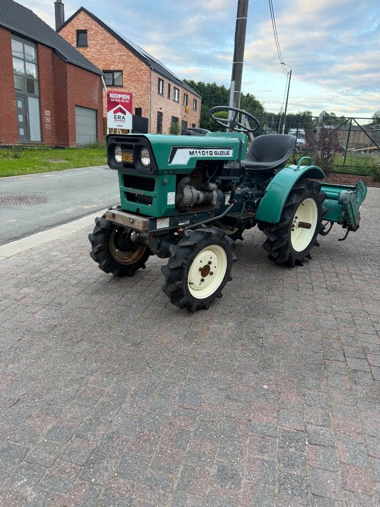 ***super belle Suzue M1101d 16ch 4x4 compacte avec tuile***, Enlèvement ou Envoi