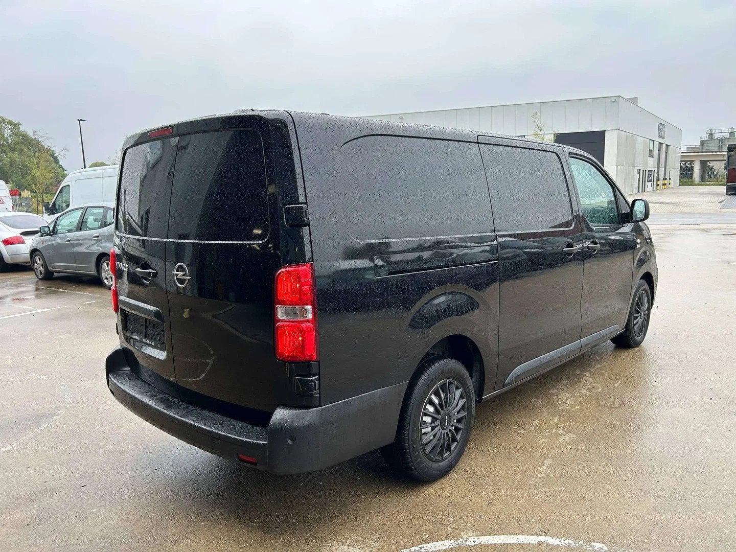 Opel Vivaro 2.0 TD L3H1 Ready S/S (EU6.4) nette bestelwagen, Auto's, Gebruikt, https://public.car-pass.be/vhr/88082713-98cc-411e-a929-d641bf06874b