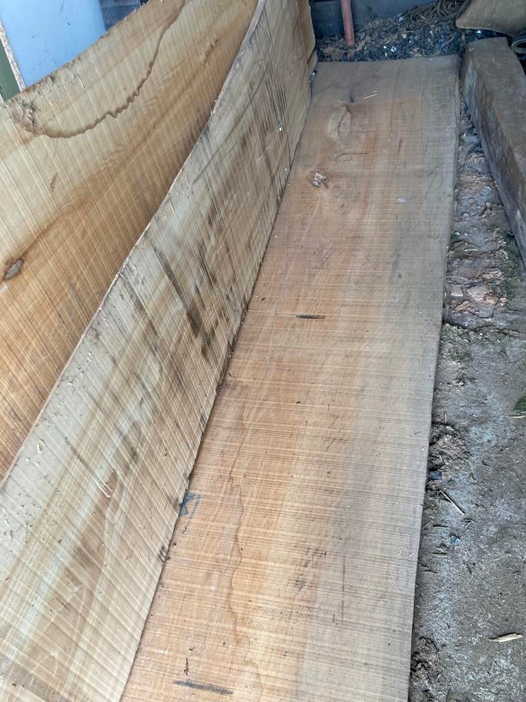 1e keus beuk voor trap, Doe-het-zelf en Bouw, Hout en Planken, Ophalen, Zo goed als nieuw