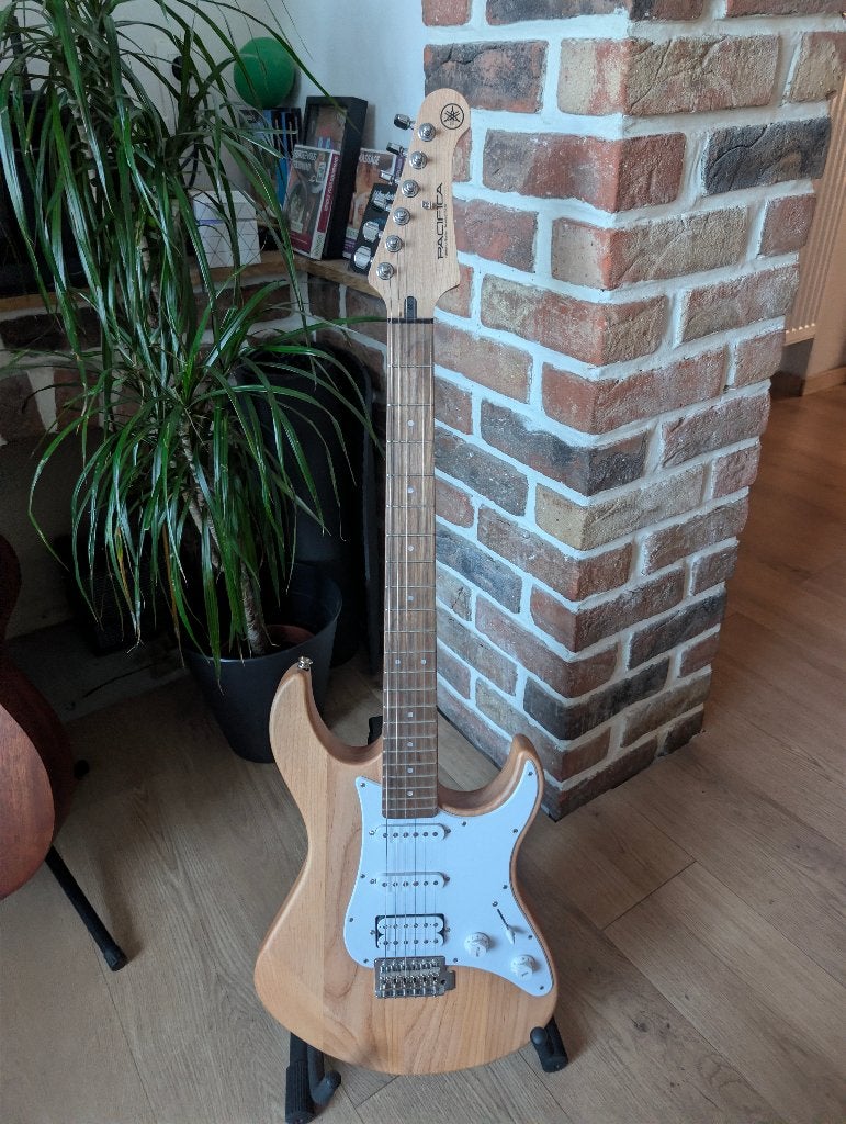Guitare électrique Yamaha Pacifica 112, Musique & Instruments, Instruments à corde | Guitares | Électriques, Enlèvement, Comme neuf