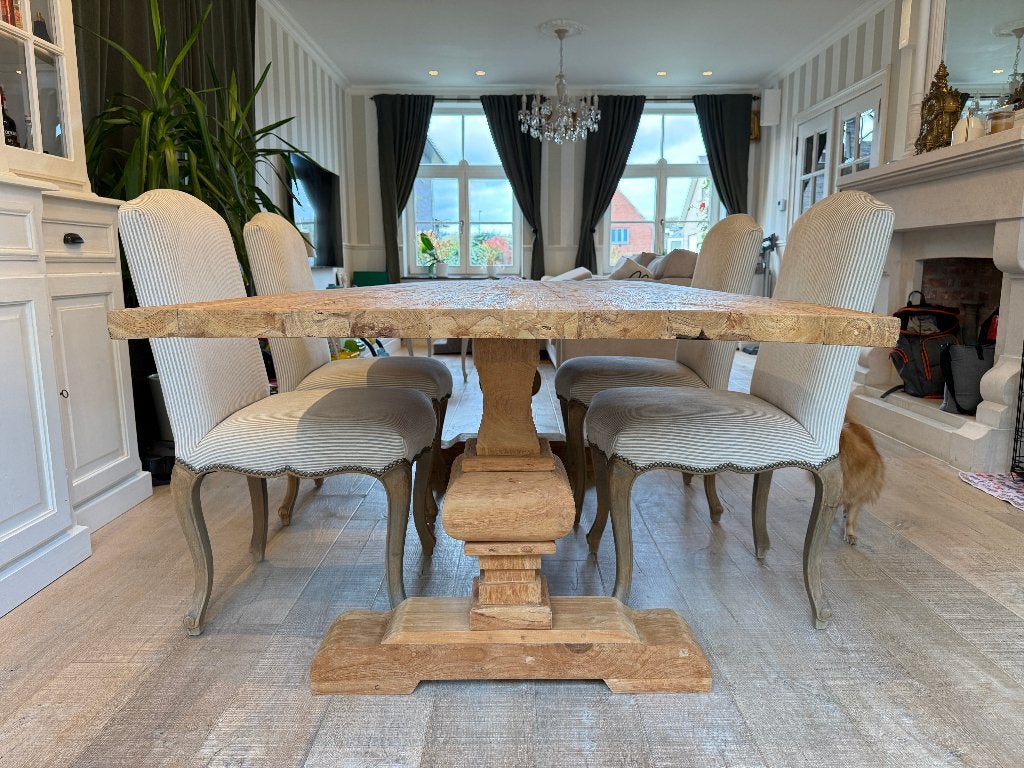 Oude karaktervolle Kloostertafel - 240x100, Huis en Inrichting, Tafels | Eettafels, Ophalen, Eikenhout, 50 tot 100 cm, Vijf personen of meer