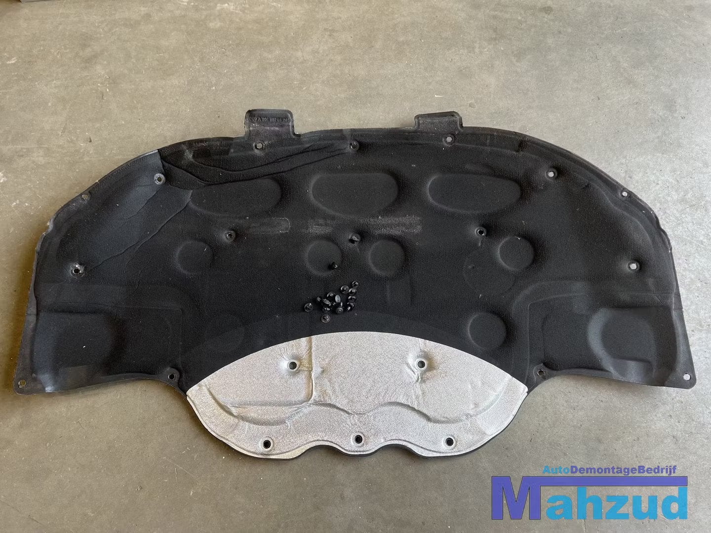 MERCEDES C KLASSE W204 Motorkap isolatie 2007-2014, Gebruikt, Mercedes-Benz AG, Mercedes-Benz, Mercedesstrasse 120
70372  Stuttgart, DE