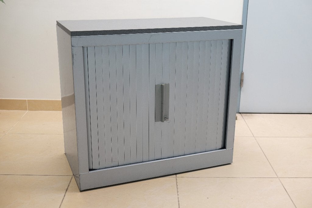Metalen serverkast, Ophalen, Gebruikt