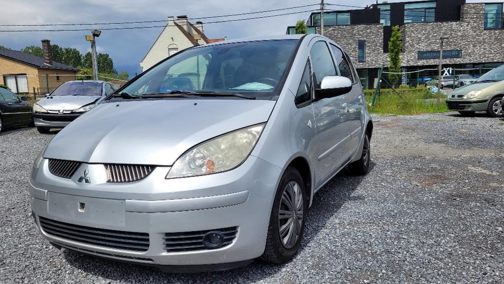 mitsubishi colt 1.1i wordt GEKEURD AIRCO OHBOEK euro 4 2006, Auto's, Voorwielaandrijving, Overige bekleding, Colt, Bedrijf