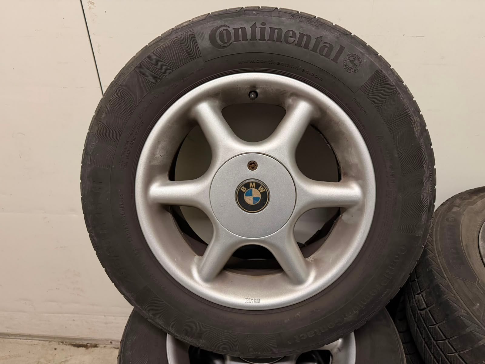 Bmw oldtimer velgen 15” 205/65 zeer goede staat, Enlèvement, BMW