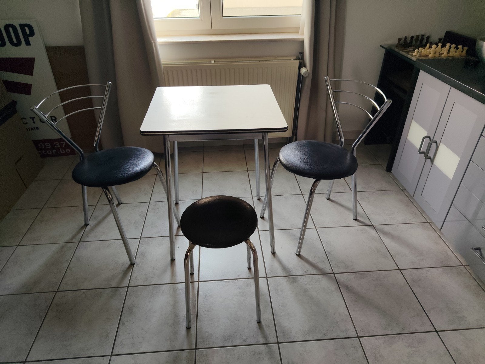 table de cuisine avec 3 chaises, Maison & Meubles, Enlèvement, Utilisé, Noir