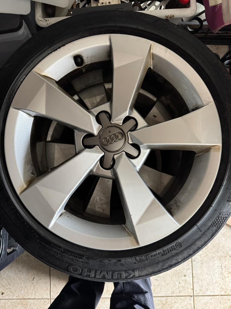 Jantes original audi a1 echange possible, Autos : Pièces & Accessoires, Pneus & Jantes, Enlèvement, Jante(s)
