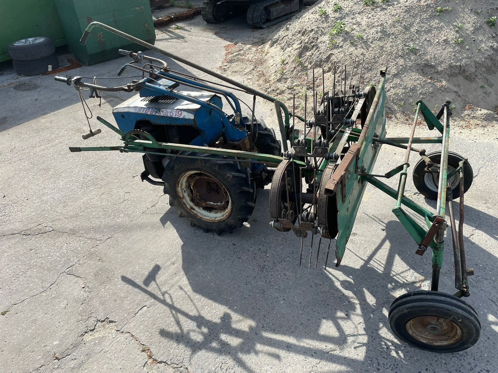 Nibbi G 519 motoculteur diesel 9pk + COMRO aanbouwwerktuig, Zakelijke goederen, Landbouw | Tractoren, Ophalen