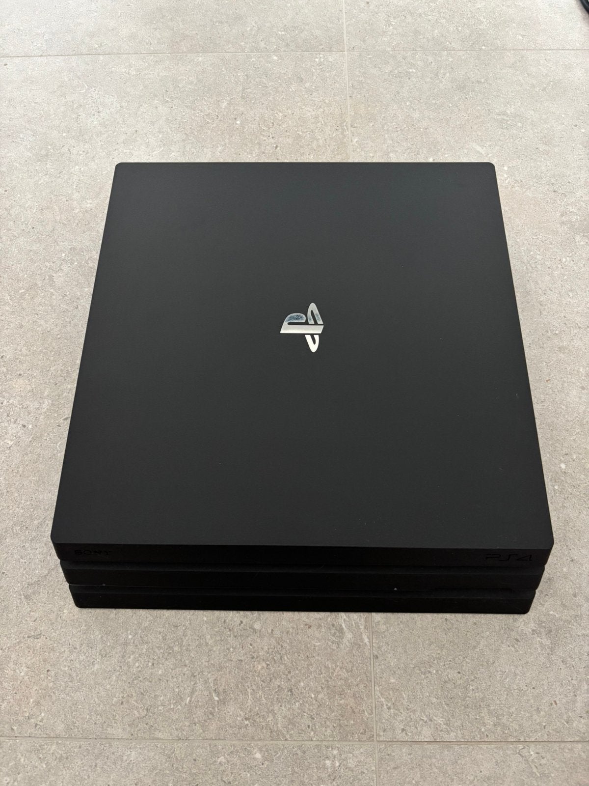 PS4 Pro 1TB, Consoles de jeu & Jeux vidéo, Sans contrôleur, Comme neuf, Enlèvement, 1 TB