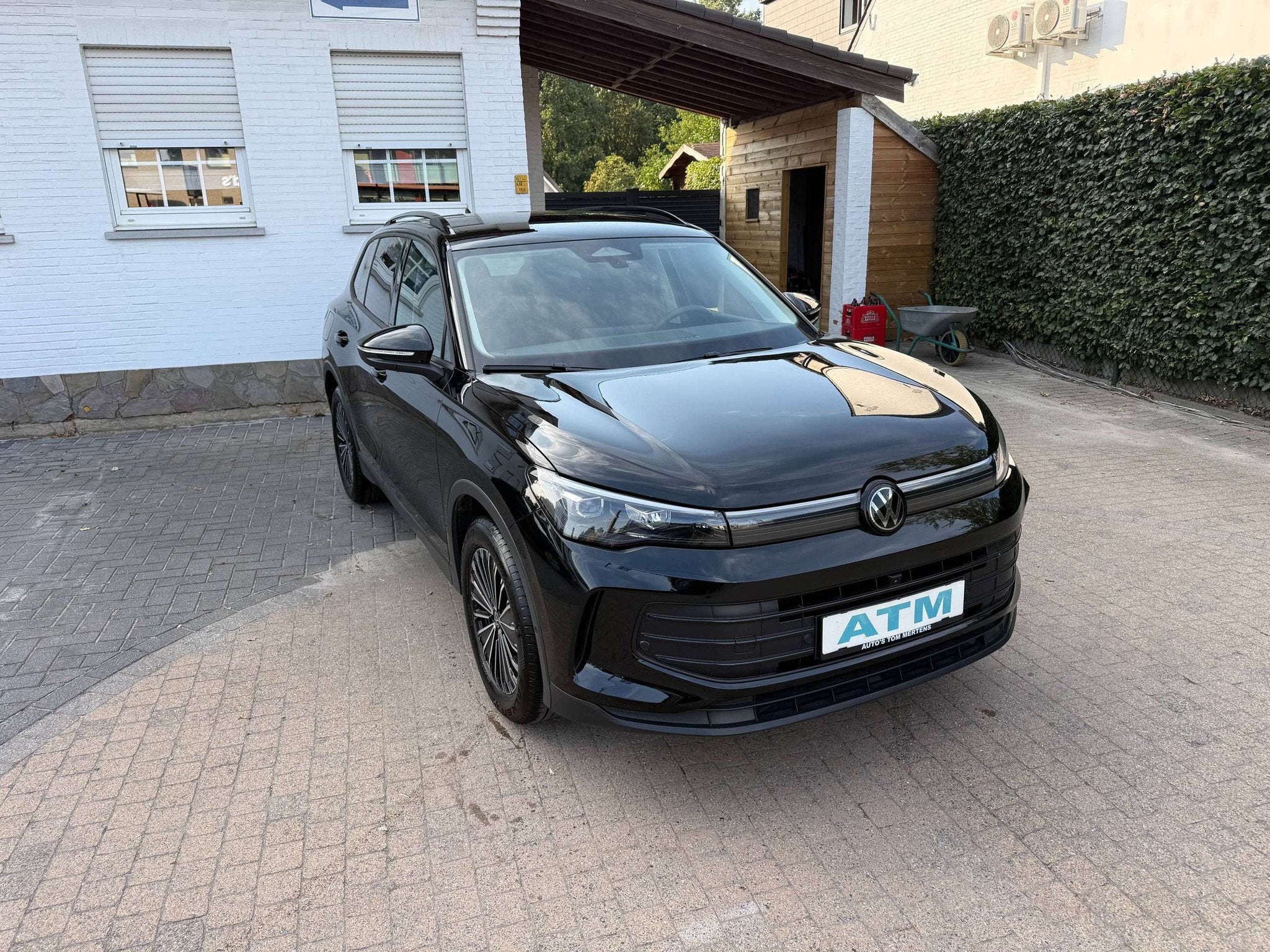 Volkswagen Tiguan Tiguan 1.5 eTSI mHEV ACT BLACK EDITION OPF, Auto's, Zwart, 4 cilinders, Zwart, 5 zetels