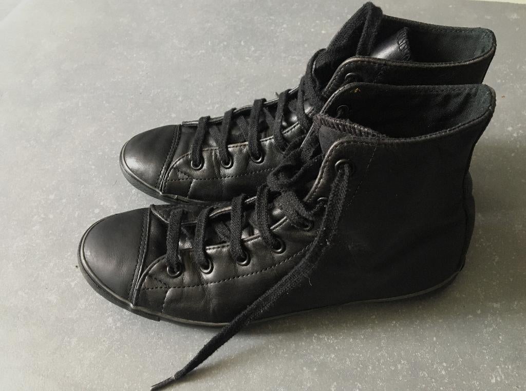 Converse all stars hoge sneaker ECHT LEDER maat 38, Ophalen of Verzenden, Zo goed als nieuw, Sneakers, Converse All Stars