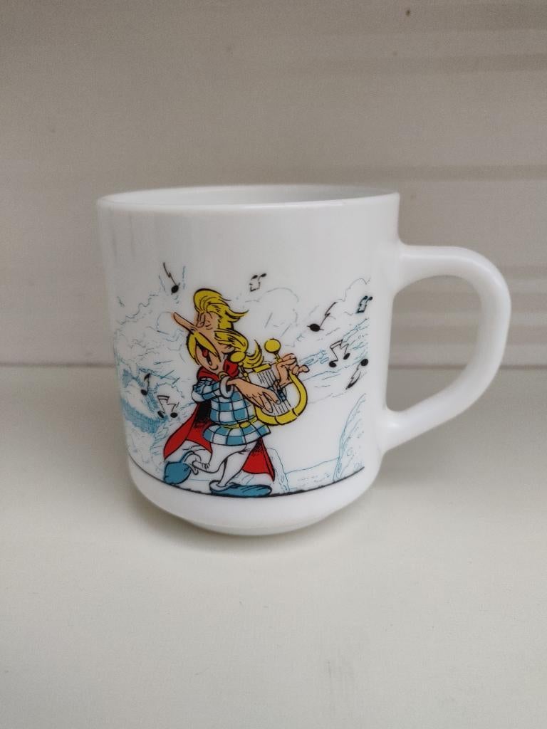 Mug vintage Astérix et Obélix, Collections, Personnages de BD, Enlèvement, Astérix et Obélix, Comme neuf, Ustensile