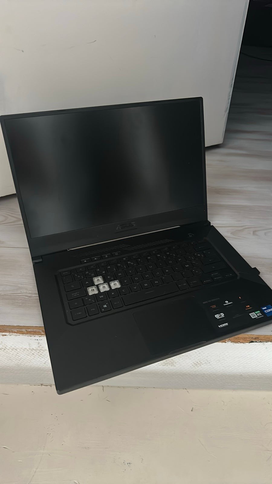 Asus Tuff Gaming Laptop, 14 pouces, Comme neuf, Gaming, SSD