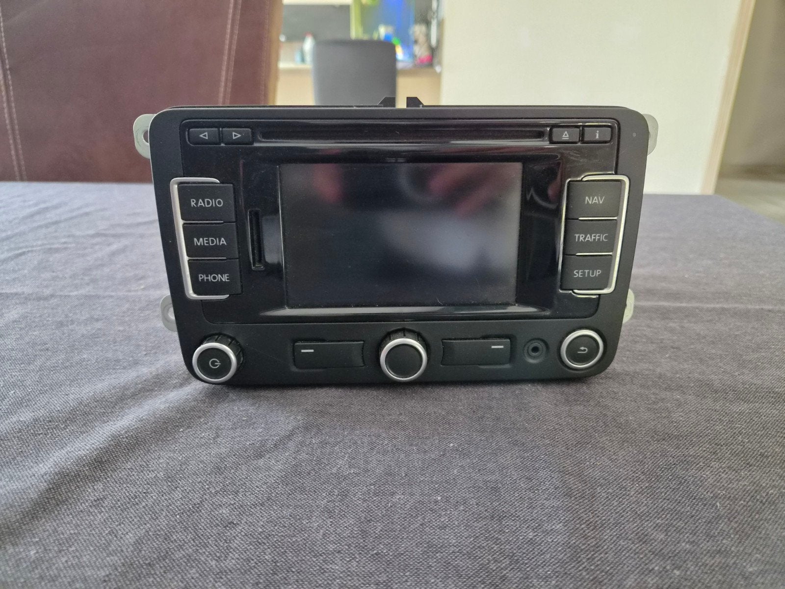 Autoradio GPS d'origine Volkswagen RNS 310, Autos : Divers, Autoradios, Enlèvement, Comme neuf