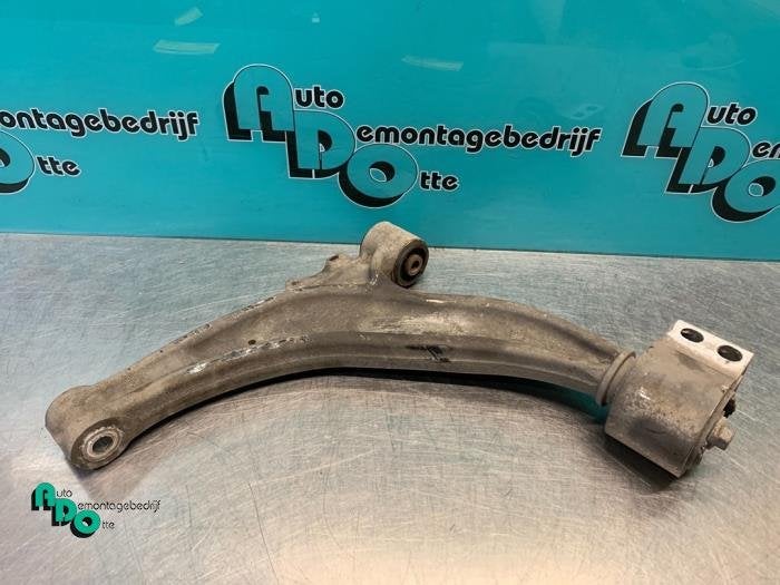 Draagarm rechts-voor van een Opel Astra (Astra J 10-), Gebruikt, -, -, Opel