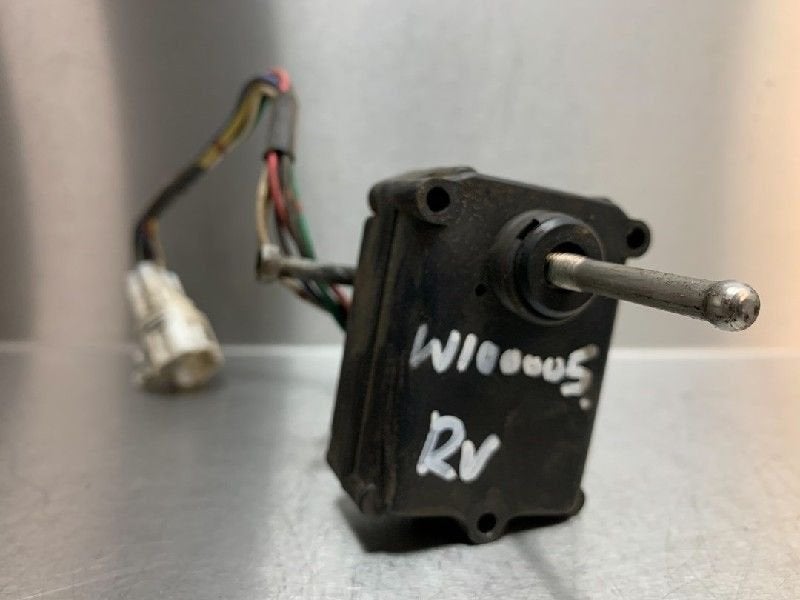 PHARE MOTEUR Toyota HiAce II (01-1989/12-2012), Autos : Pièces & Accessoires, Utilisé, Toyota