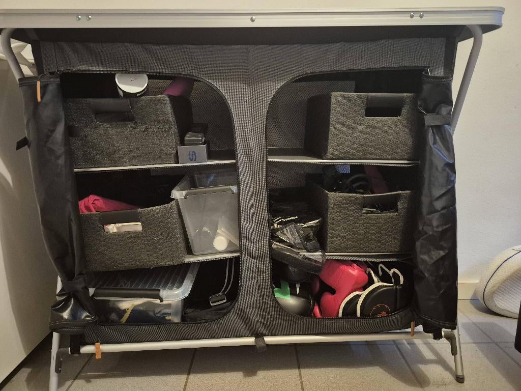 Campingkast, Caravans en Kamperen, Kampeermeubelen, Ophalen, Zo goed als nieuw, Campingkast
