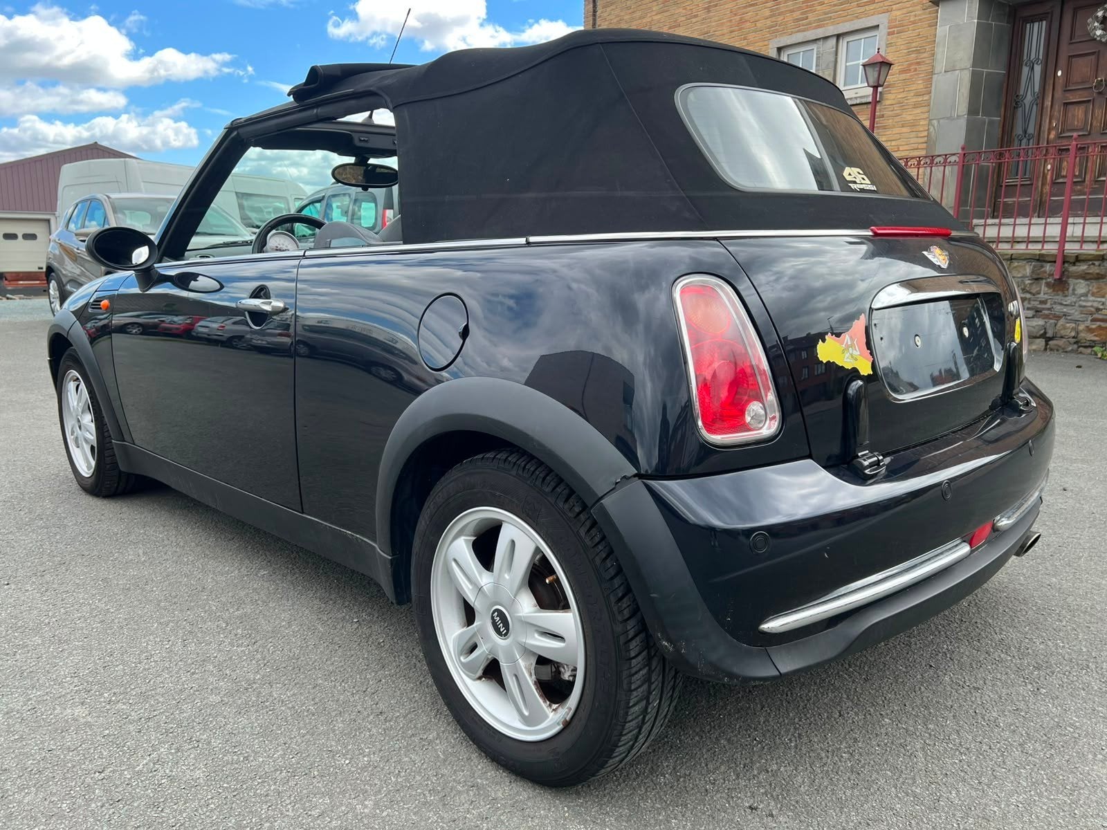 MINI ONE 1.6I CABRIOLET, Autos, Mini, Cuir, Achat, Entreprise, Boîte manuelle