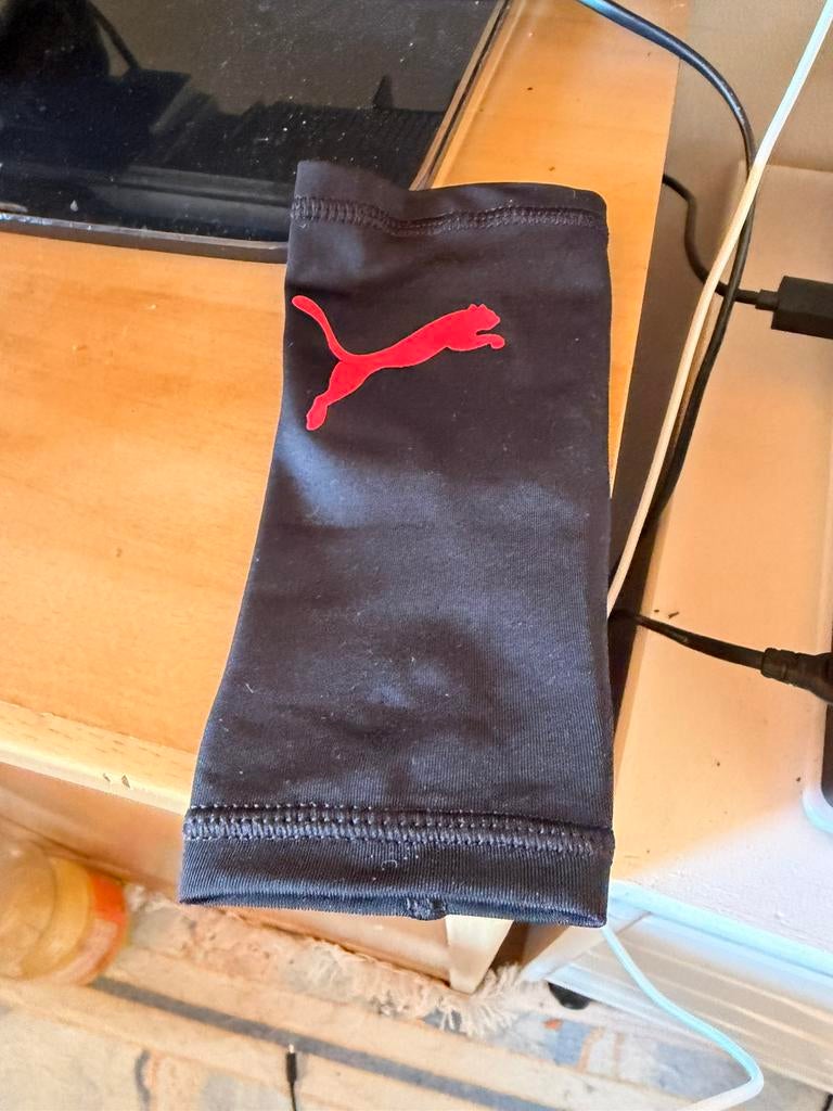 Puma ultra sleeve, Watersport en Boten, Ophalen, Zo goed als nieuw