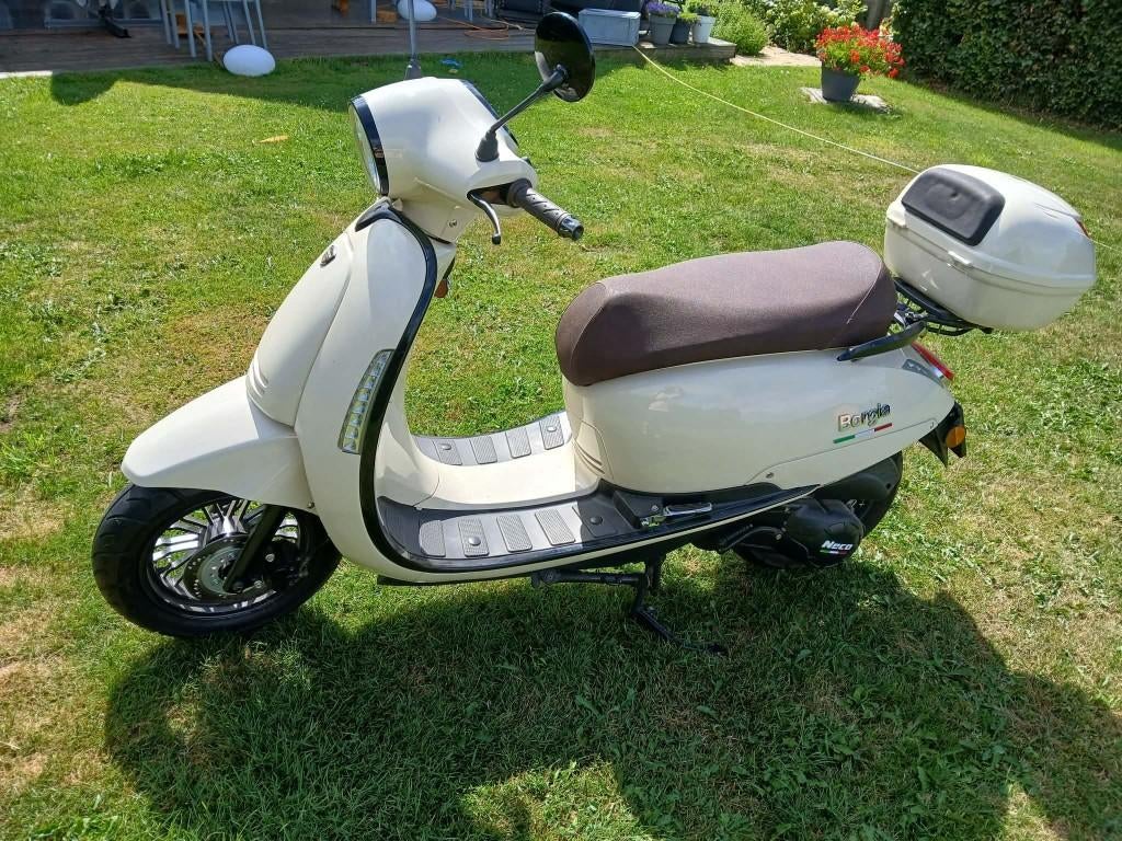 scooter 125cc, Vélos & Vélomoteurs, Scooters | Marques Autre, Borgia, 125 cm³, Comme neuf, Classe B (45 km/h)
