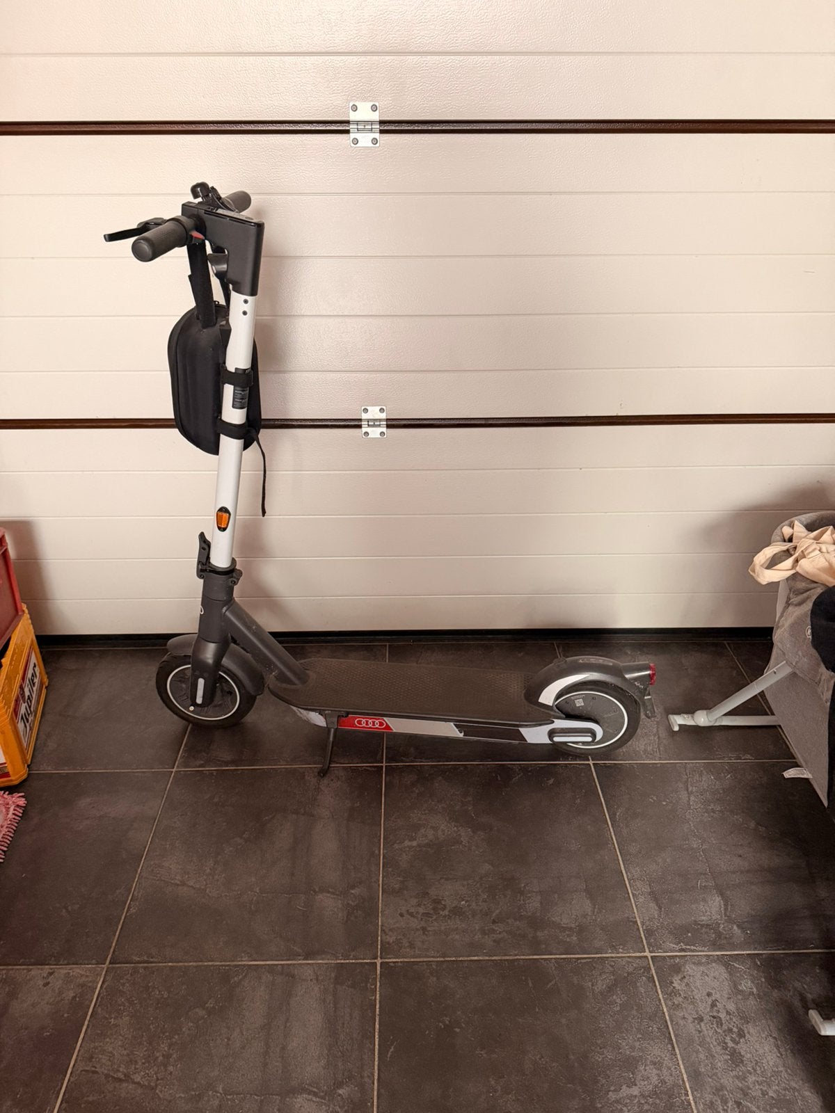 Ninebot audi step, Fietsen en Brommers, Steps, Ophalen, Zo goed als nieuw